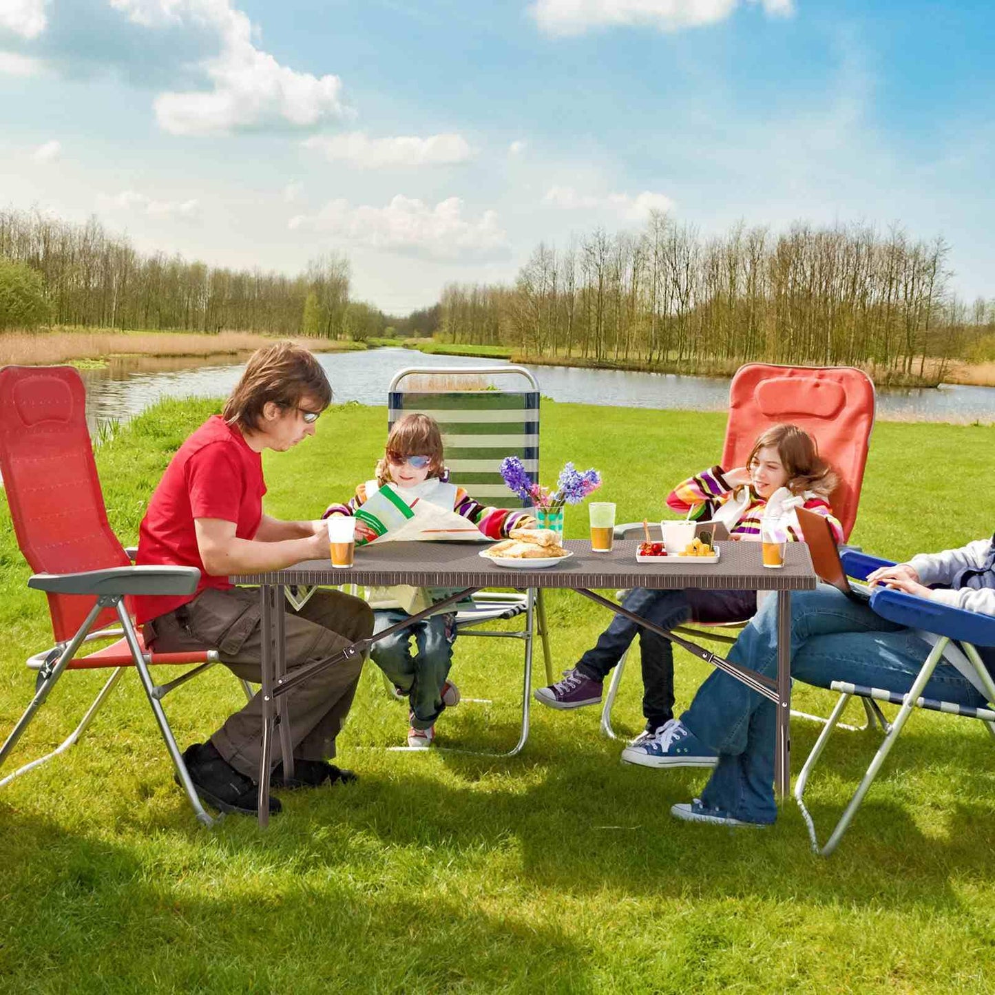 1.5m Folding Picnic Table w/Rattan Grain HDPE Tabletop