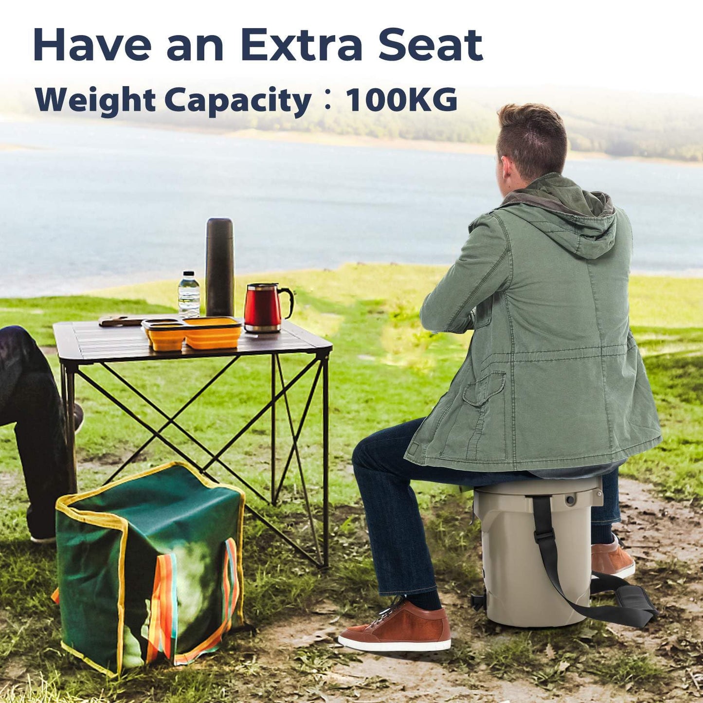 7.85 L Portable Insulated Ice Chest with Flat Seat Lid
