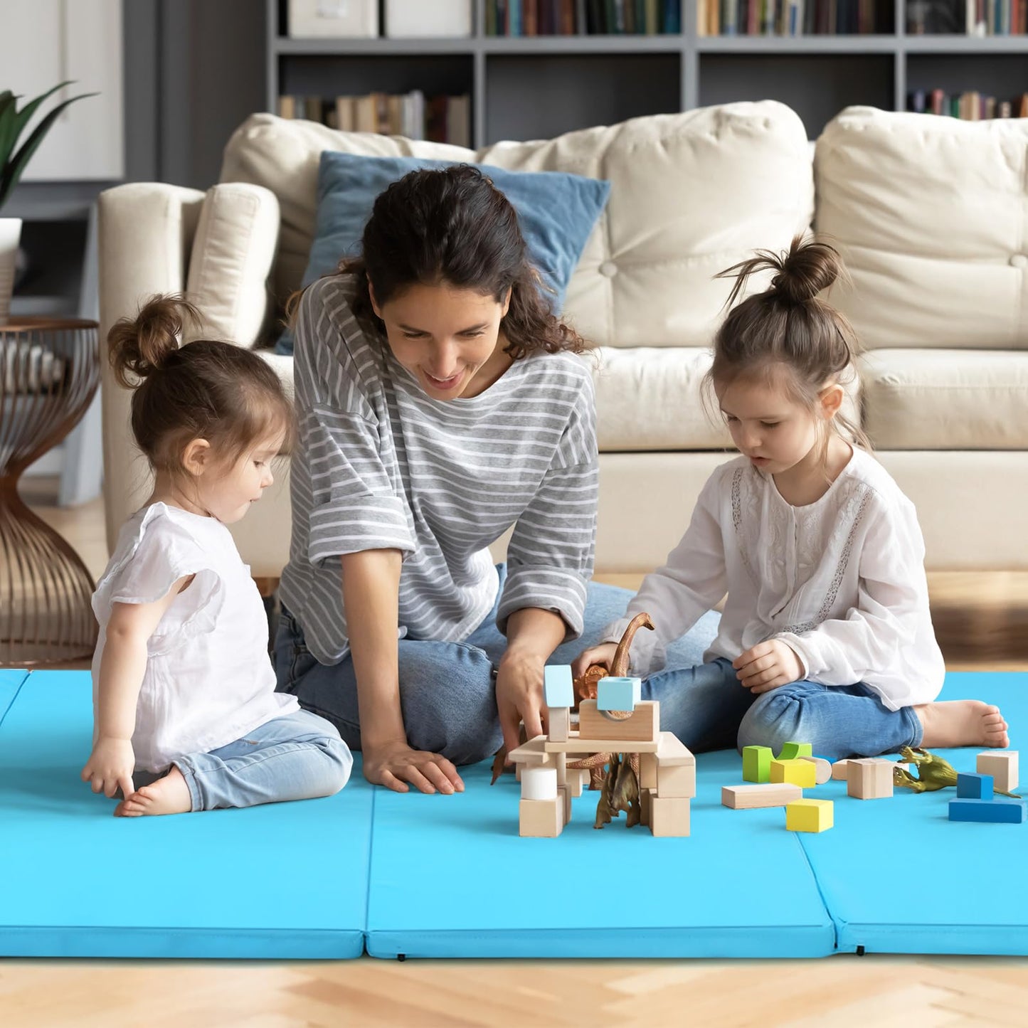 Folding Gymnastics Mat 240 cm x 116 cm x 5 cm Exercise Tumbling Mat w/ Carrying Handles for Home Gym Fitness